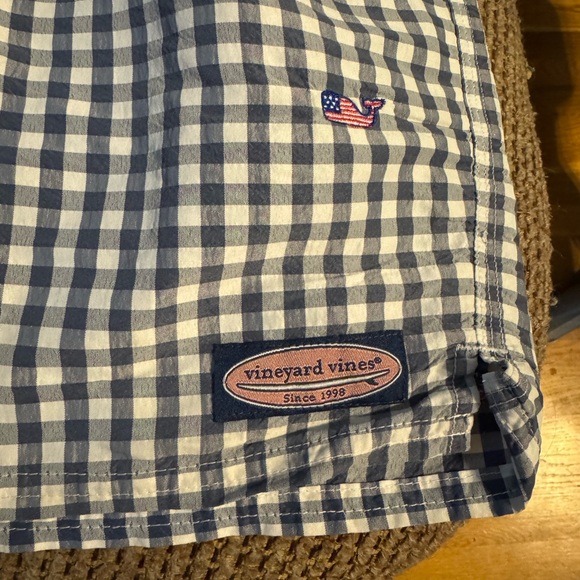 Boys Vineyard Vines Blue Swim Trunks with Gingham Pattern Sz 8-10 American Flag - Picture 2 of 4